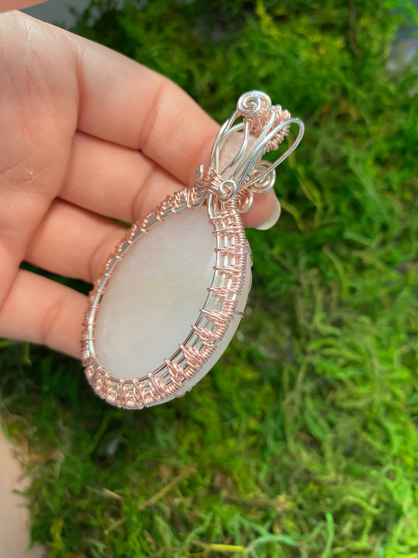 Rose quartz pendant