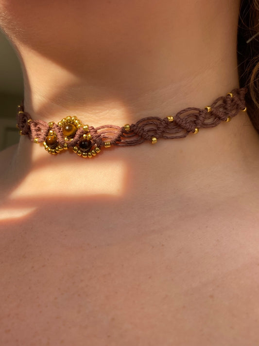 NATURAL PROTECTION CHOKER